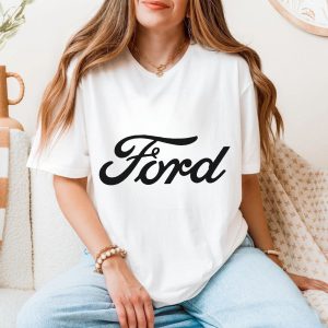Classic Ford Logo Graphic T Shirt 5 1.jpg