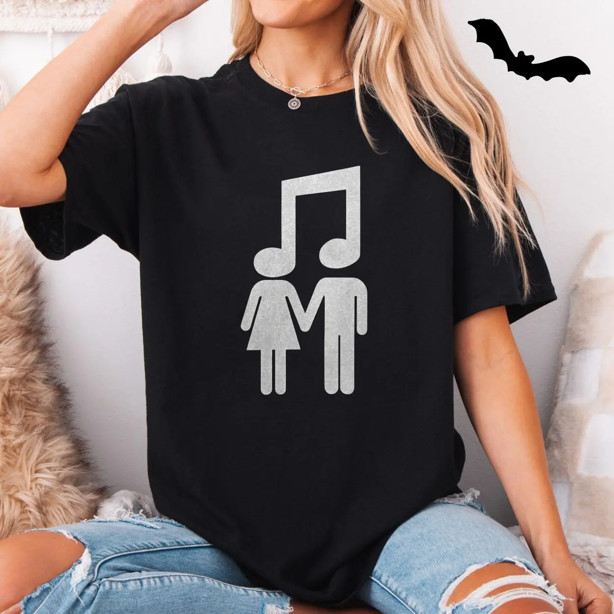 Couple2BHolding2BHands2BMusic2BNote2BLove2BGraphic2BT Shirt2B5 VzTN6 1.jpg