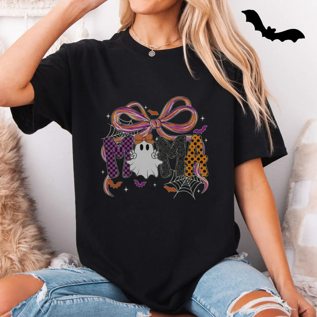 MAMA Halloween Ghost Graphic T Shirt 5 1.jpg