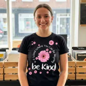 Be Kind Floral Positivity T-Shirt 11 Black Mom T-shirt with the cheerful "Be Kind" floral design, emphasizing its positive theme.