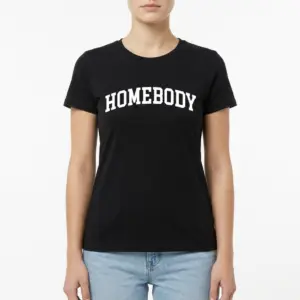 Vintage Homebody Varsity Graphic T-Shirt 9 Detailed view of varsity font saying 'Homebody' on shirt.
