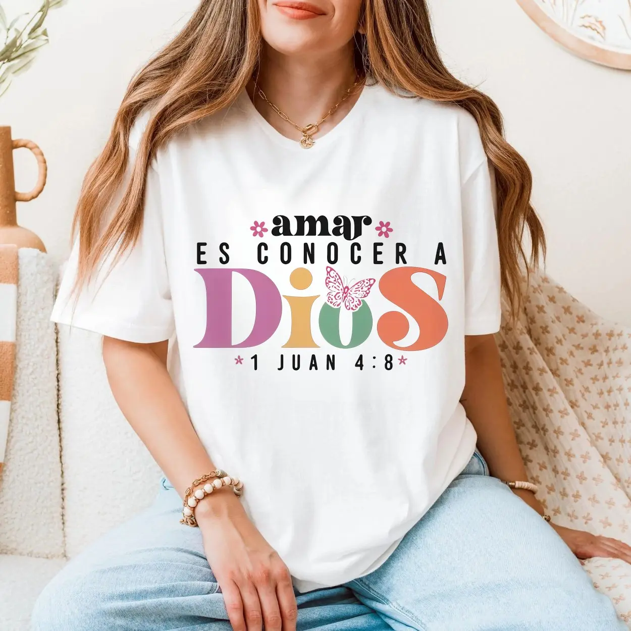 Camiseta Cristiana T Shirt Amar es Conocer a Dios Spanish Bible Verse 5 1.jpg
