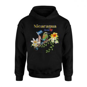 Nicaragua En Mi Corazon E28093 National Pride Motmot Bird and Flag Graphic T shirt 2.jpg