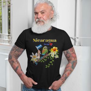 Nicaragua En Mi Corazon E28093 National Pride Motmot Bird and Flag Graphic T shirt 7.jpg