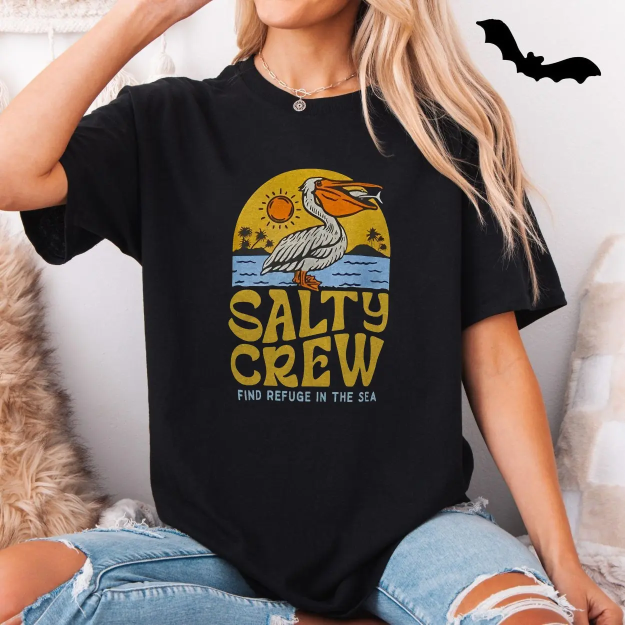 Salty Crew T-Shirt Vintage Pelican Fishing & Surf Graphic Tee 5 Salty Crew T Shirt Vintage Pelican Fishing Surf Graphic Tee 5 1.jpg